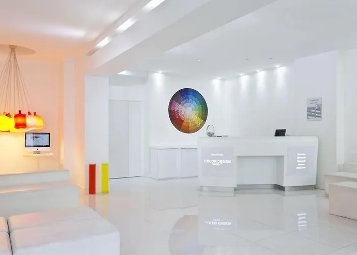 Color Design Hotel Parijs